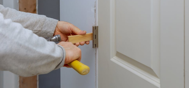 fiberglass entry door repair in San Clemente